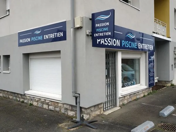 Local commercial très bon emplacement à Etupes