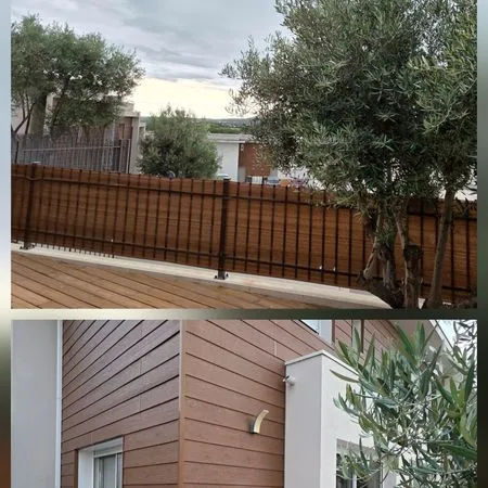 Maison moderne économe lumineuse avec jardin et vue imprenable