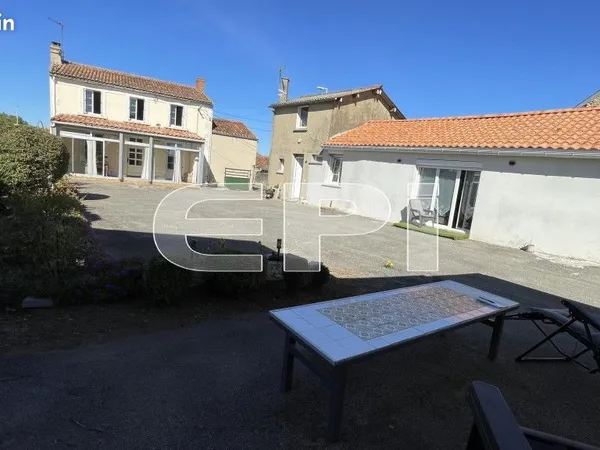 Maison 8 pièces 189 m²