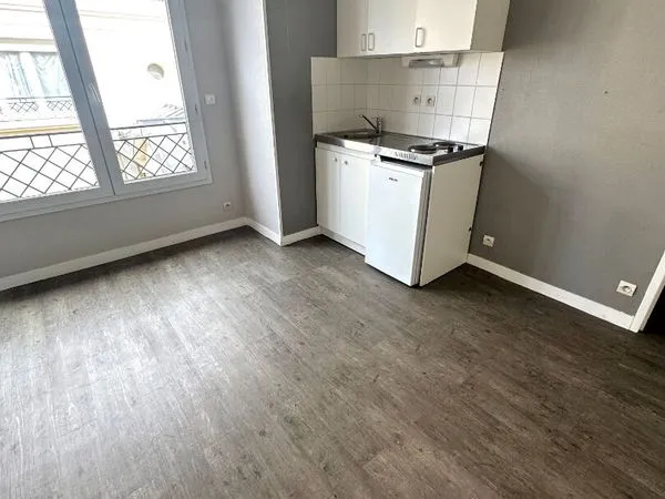 Studio 1 pièce 21 m²