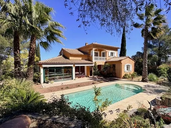 Maison 6 pièces 154 m²
