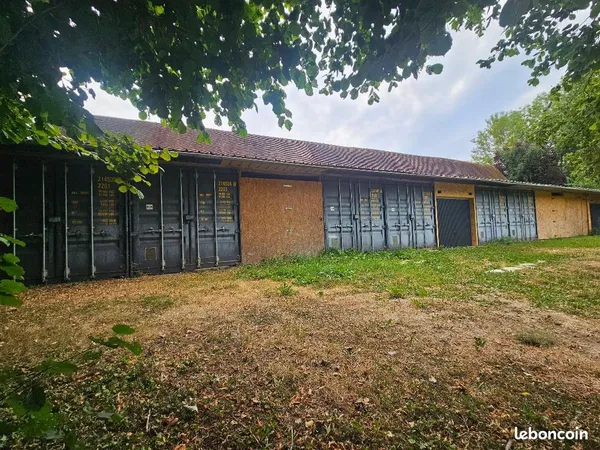BOX / GARAGE / LOCAL DE STOCKAGE individuel à 8 minutes de Magny en véxin, 25 minutes de Cergy