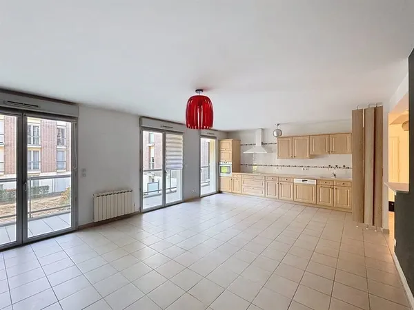 APPARTEMENT T3 REIMS TEMPLIERS