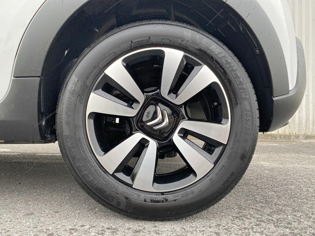 Citroën C3 1.2 puretech 83ch s&s shine — photo 11