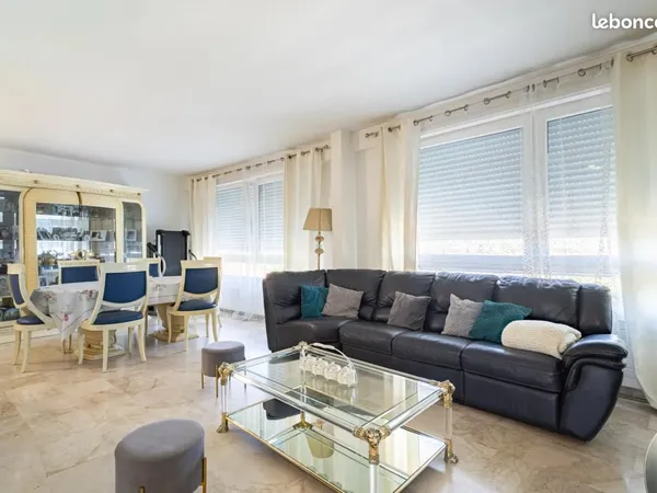 Appartement 4 pièces 141 m²