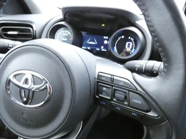 Toyota Yaris 120 vvt-i design — photo 13