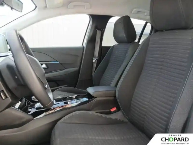 Peugeot 208 electrique 50 kwh 136ch — photo 12