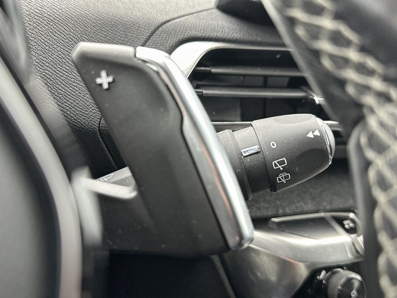 Peugeot 3008 puretech 130ch s&s eat8 allure pack — photo 18