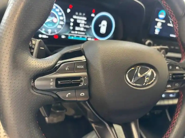 Hyundai I20 1.0 t-gdi 100 dct-7 hybrid 48v — photo 23