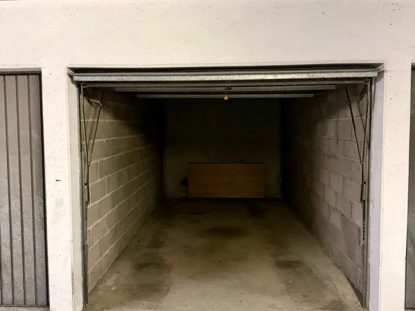Garage box parking privé