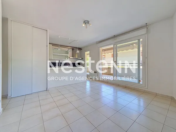 À LOUER - Appartement Pegomas 2 pièces 43 m2