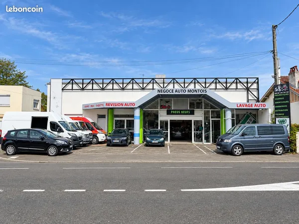 Ensemble immobilier 1 140 m² - local loué 3 000 /mois + maison - mont-de-marsan