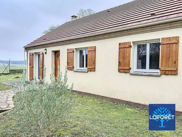 Maison de plain-pied 5 pièces 83 m²
