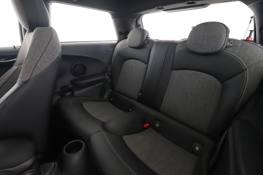 MINI MINI Cooper SE Finition Business — photo 13