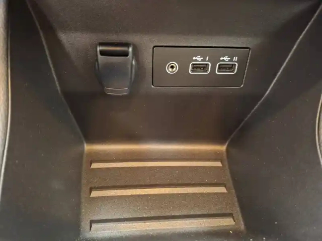 Renault Clio tce 90 — photo 39