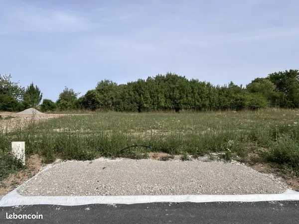 Terrain 598 m² Sarry