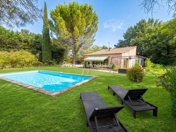 Villa 5 pièces 160 m²