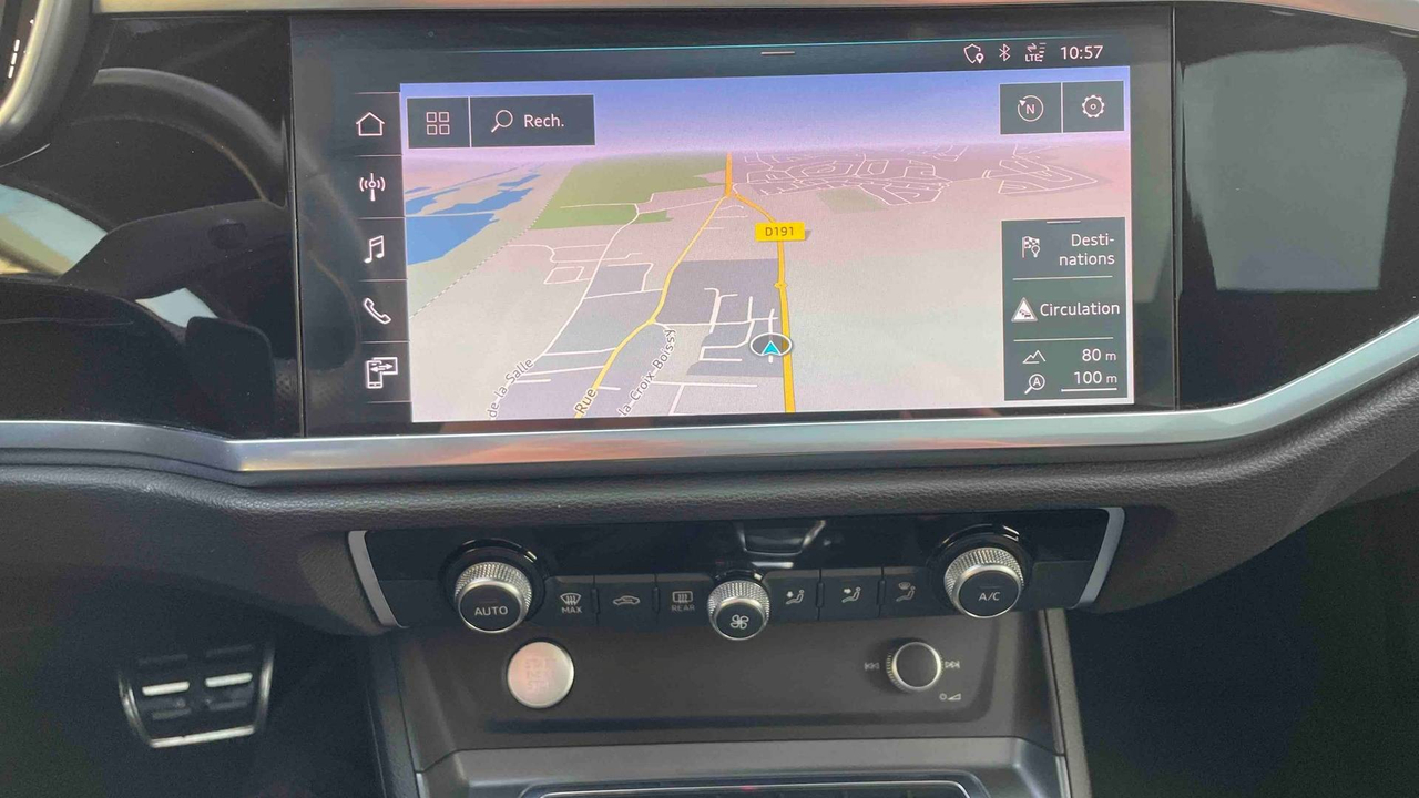 Audi Q3 Sportback 35 TFSI 150 ch S tronic 7 — photo 20