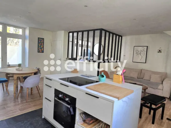 Maison 5 pièces 150 m²