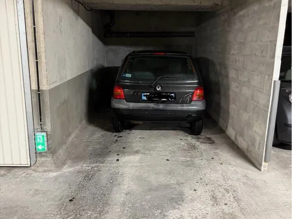 Location box ouvert dans résidence fermée et sécurisée