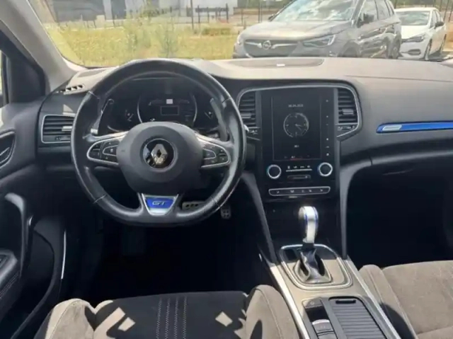 Renault Megane estate 1.6 tce 205ch energy gt edc — photo 12
