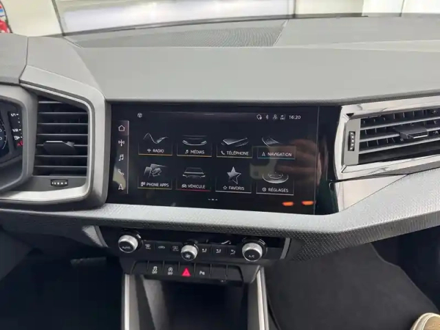 Audi A1 sportback 25 tfsi 95 ch s tronic 7 — photo 16