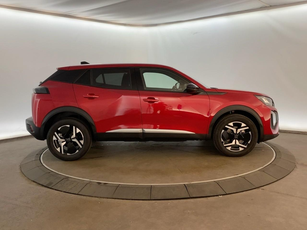 Peugeot 2008 hybrid 145 ch e-dcs6 allure — photo 4