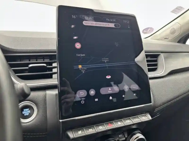 Renault Captur e-tech plug-in 160 - 21 — photo 72