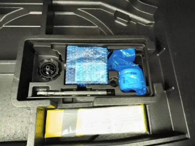 Ds Ds 4 bluehdi 130 eat8 performance line+ — photo 27