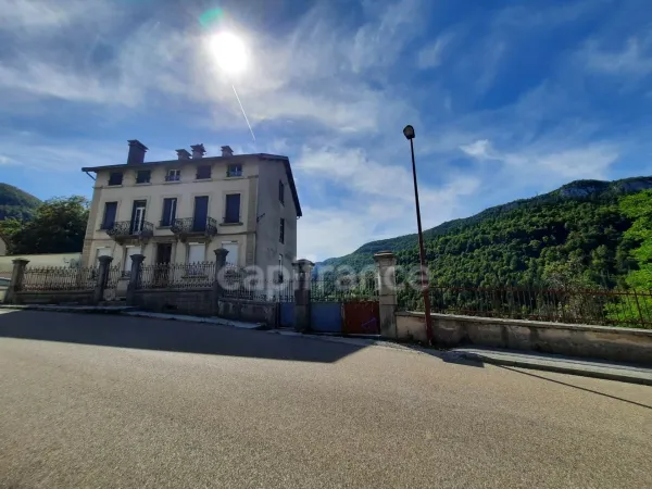Appartement 3 pièces 117 m²