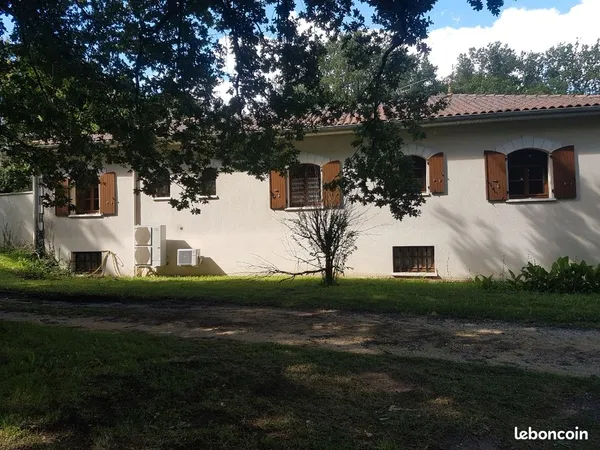 Maisonplain pied150m2 4 chambres sous sol160m2terrain1600m2