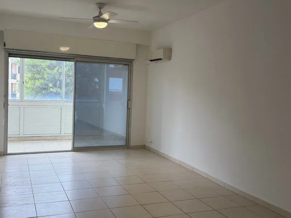 Appartement T3 - 83m2 - Place de parking