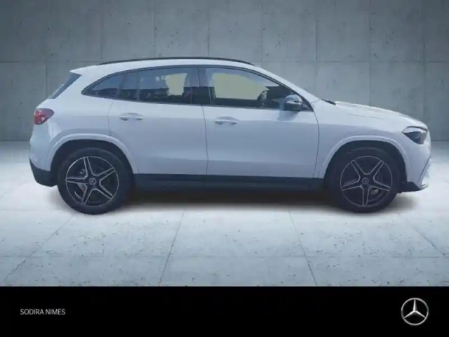 Mercedes Gla 200 d 150ch amg line 8g-dct — photo 8