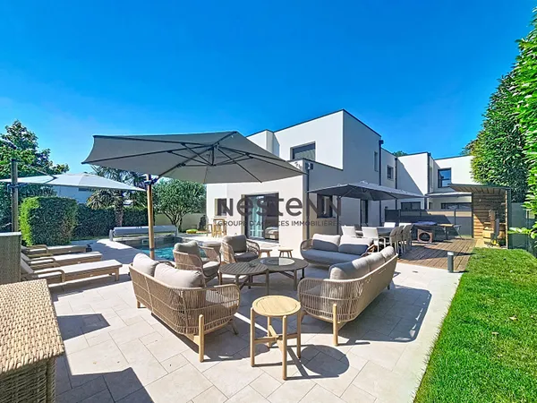 A VENDRE Béville-Beuville Propriété d'exception entre Caen et la mer