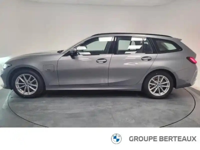 Bmw Serie 3 série 3 touring 320ea 204ch business design — photo 12