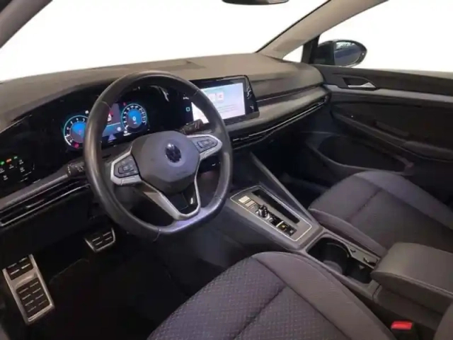 Volkswagen Golf 1.0 etsi opf 110 dsg7 active — photo 9