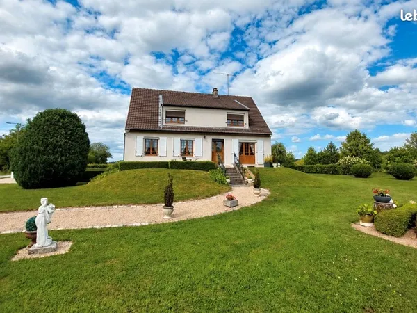 Maison 7 pièces 130 m²