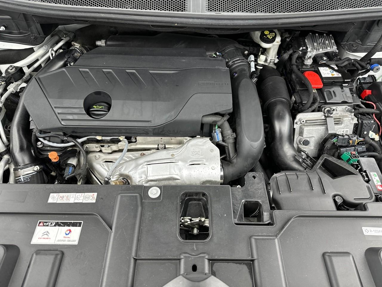 Citroën C5 Aircross hybride rechargeable 225 e-eat8 shine pack — photo 13