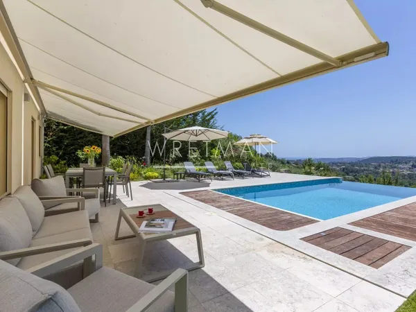 Villa moderne avec piscine et vue panoramique - Vence