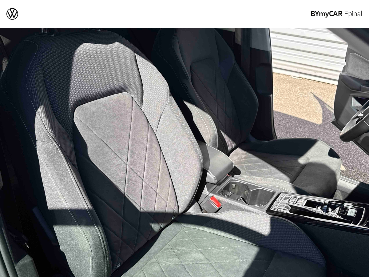 Volkswagen Golf 1.4 Hybrid Rechargeable OPF 204 DSG6 — photo 25