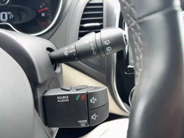 Renault Captur tce 150 fap edc — photo 44