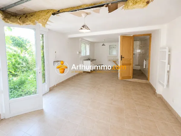 Local d’activité et entrepôt Vente Primelin   64200€