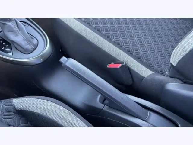 Toyota Aygo 1.0 vvt-i 72 design — photo 26