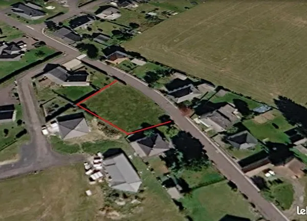 Belle parcelle constructible 1 080 m² - Gelles