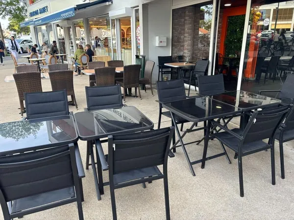 À VENDRE  FONDS DE COMMERCE RESTAURATION