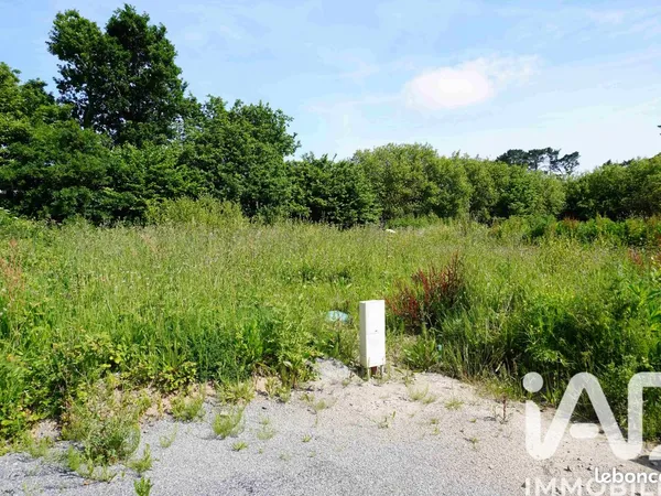 Terrain 625 m² Lesneven