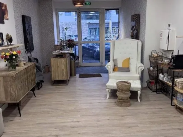 Boutique 74 m²