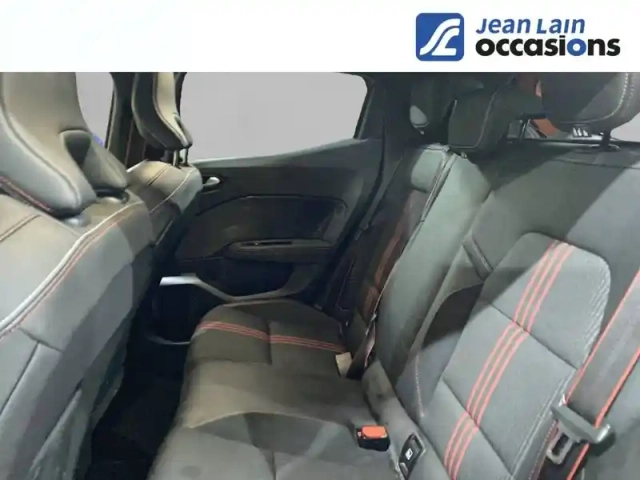 Renault Clio e-tech 140 - 21n — photo 57