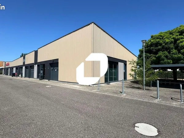 Local d'activité 279 m²