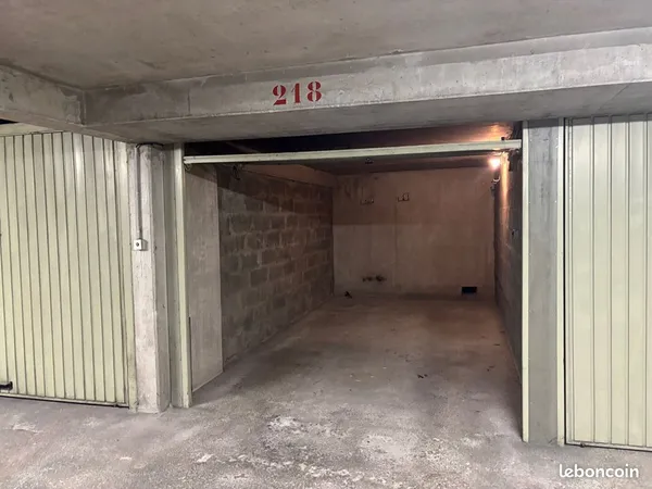 Parking/box 13 m² BESANCON